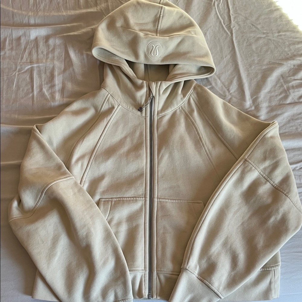 Lululemon oversized full zip scuba hoodie in bone size M/L
